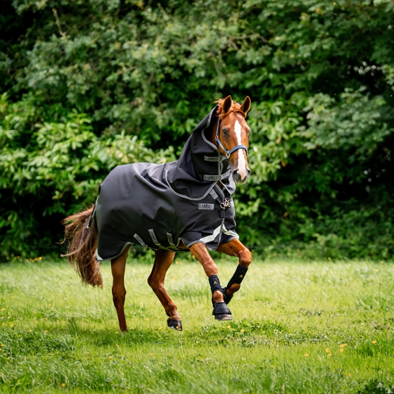 Horseware Rambo Regndækken 1680D Plus Turnout 0 gram 