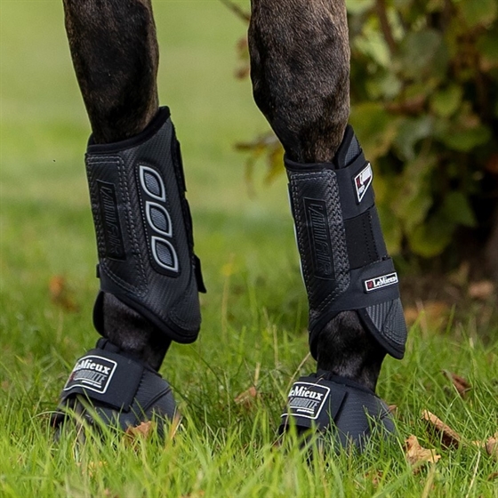 LeMieux Carbon XC forbensgamacher