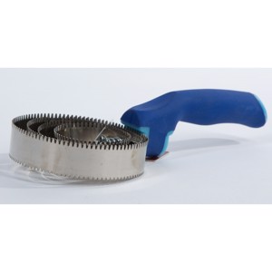 Premiere Metal Curry Comb 